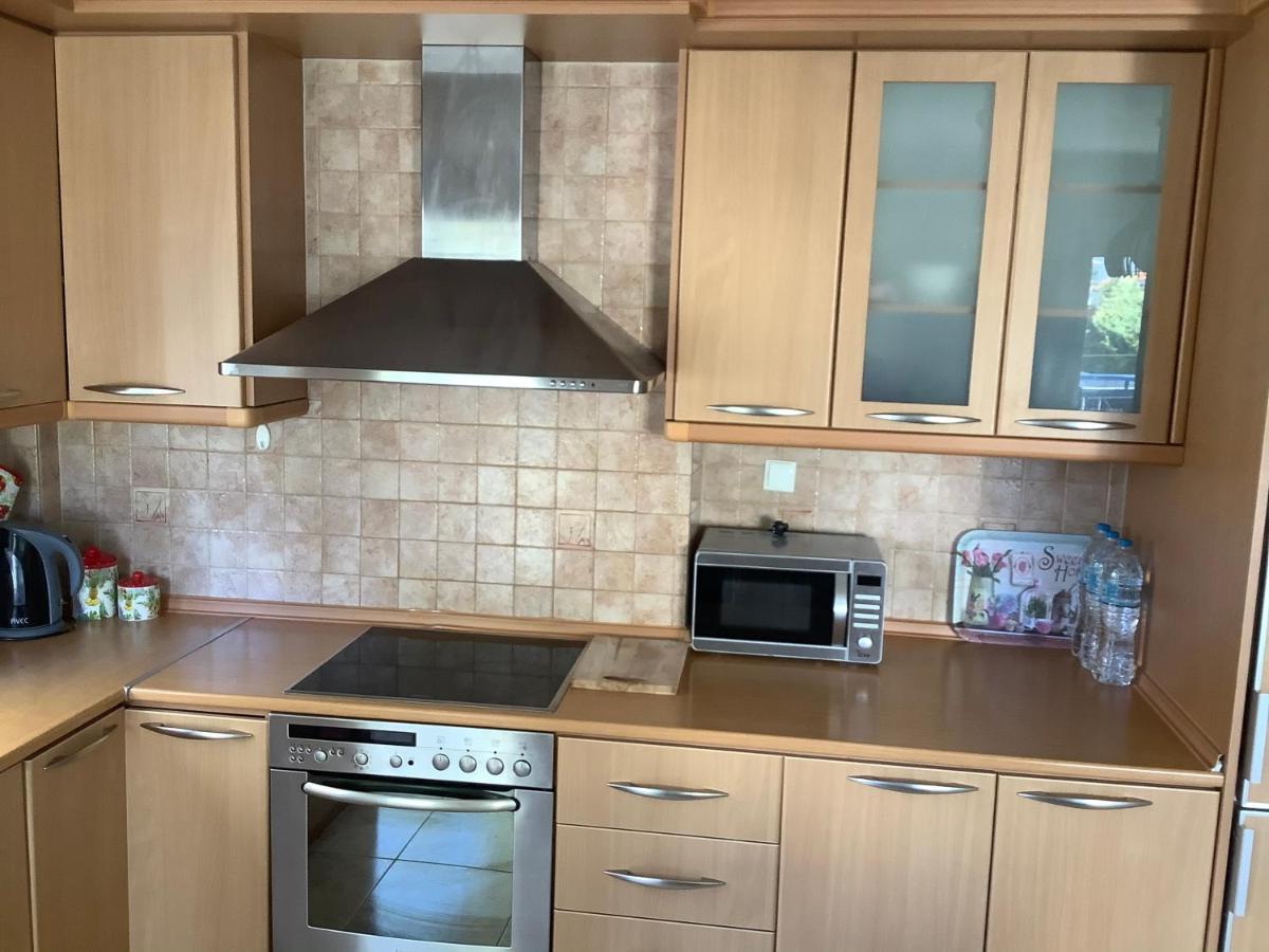 Lovely And Sunny Apartament 300M From Beach!! Peraia  Ngoại thất bức ảnh
