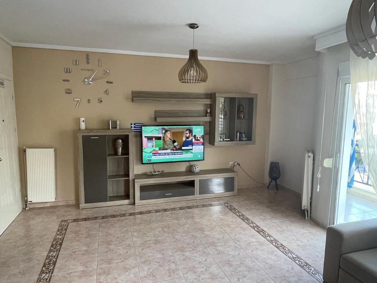 Lovely And Sunny Apartament 300M From Beach!! Peraia  Ngoại thất bức ảnh