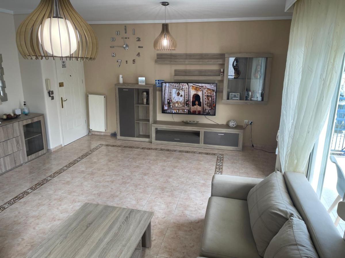 Lovely And Sunny Apartament 300M From Beach!! Peraia  Ngoại thất bức ảnh