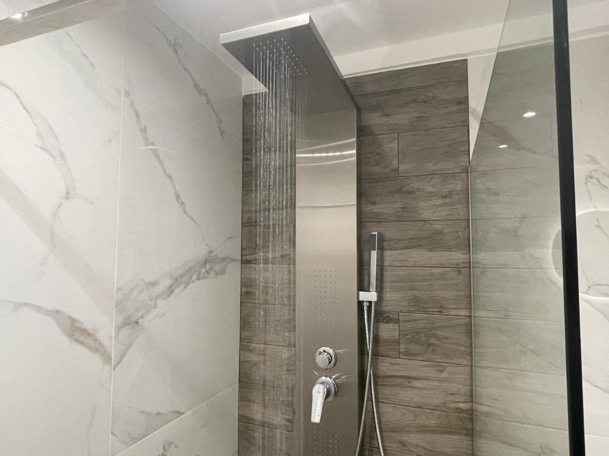 Lovely And Sunny Apartament 300M From Beach!! Peraia  Ngoại thất bức ảnh