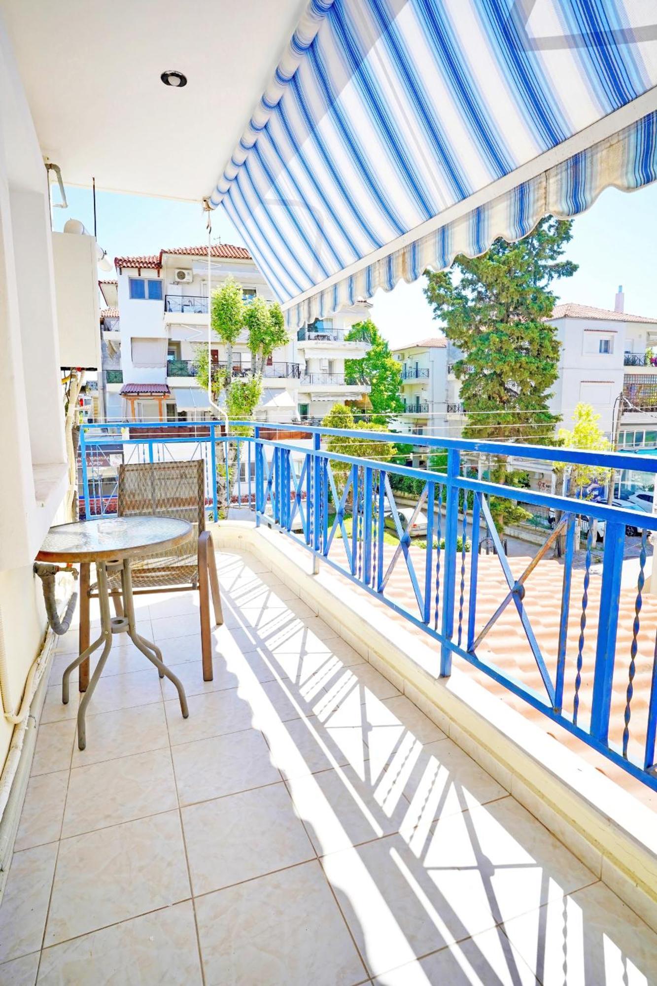 Lovely And Sunny Apartament 300M From Beach!! Peraia  Ngoại thất bức ảnh