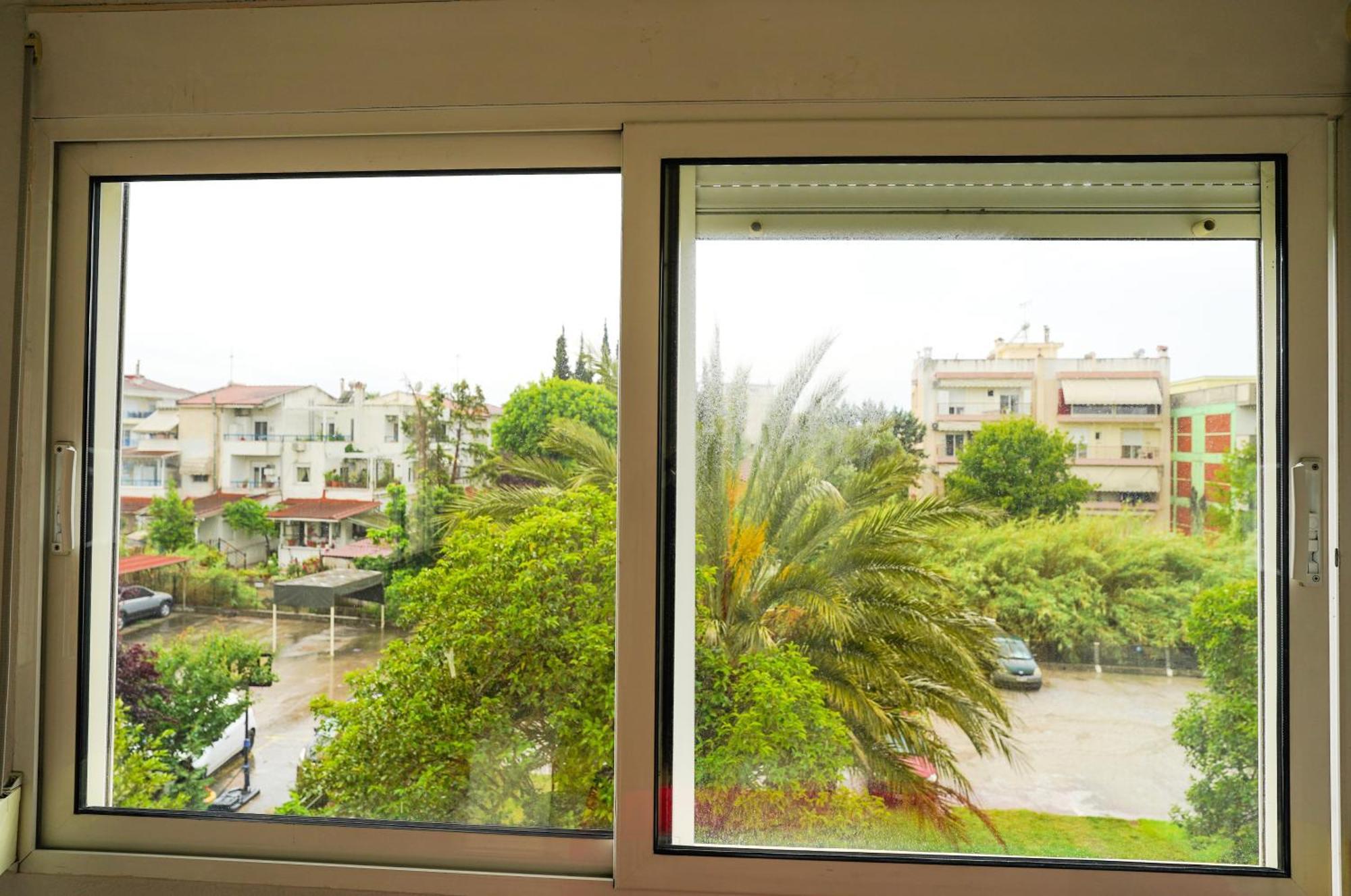 Lovely And Sunny Apartament 300M From Beach!! Peraia  Ngoại thất bức ảnh
