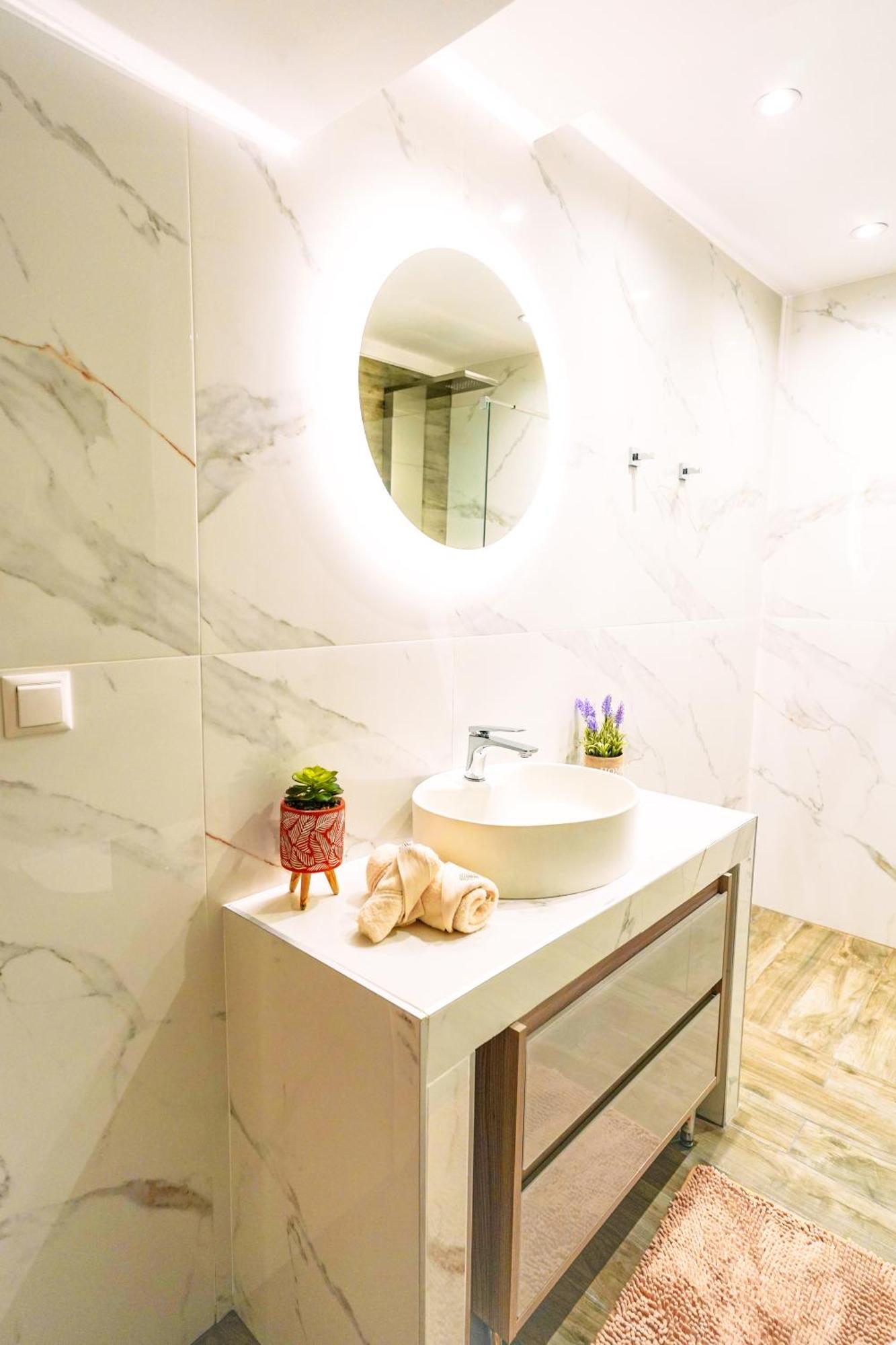 Lovely And Sunny Apartament 300M From Beach!! Peraia  Ngoại thất bức ảnh