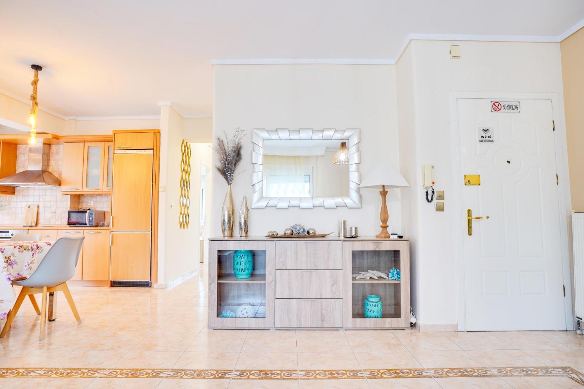 Lovely And Sunny Apartament 300M From Beach!! Peraia  Ngoại thất bức ảnh