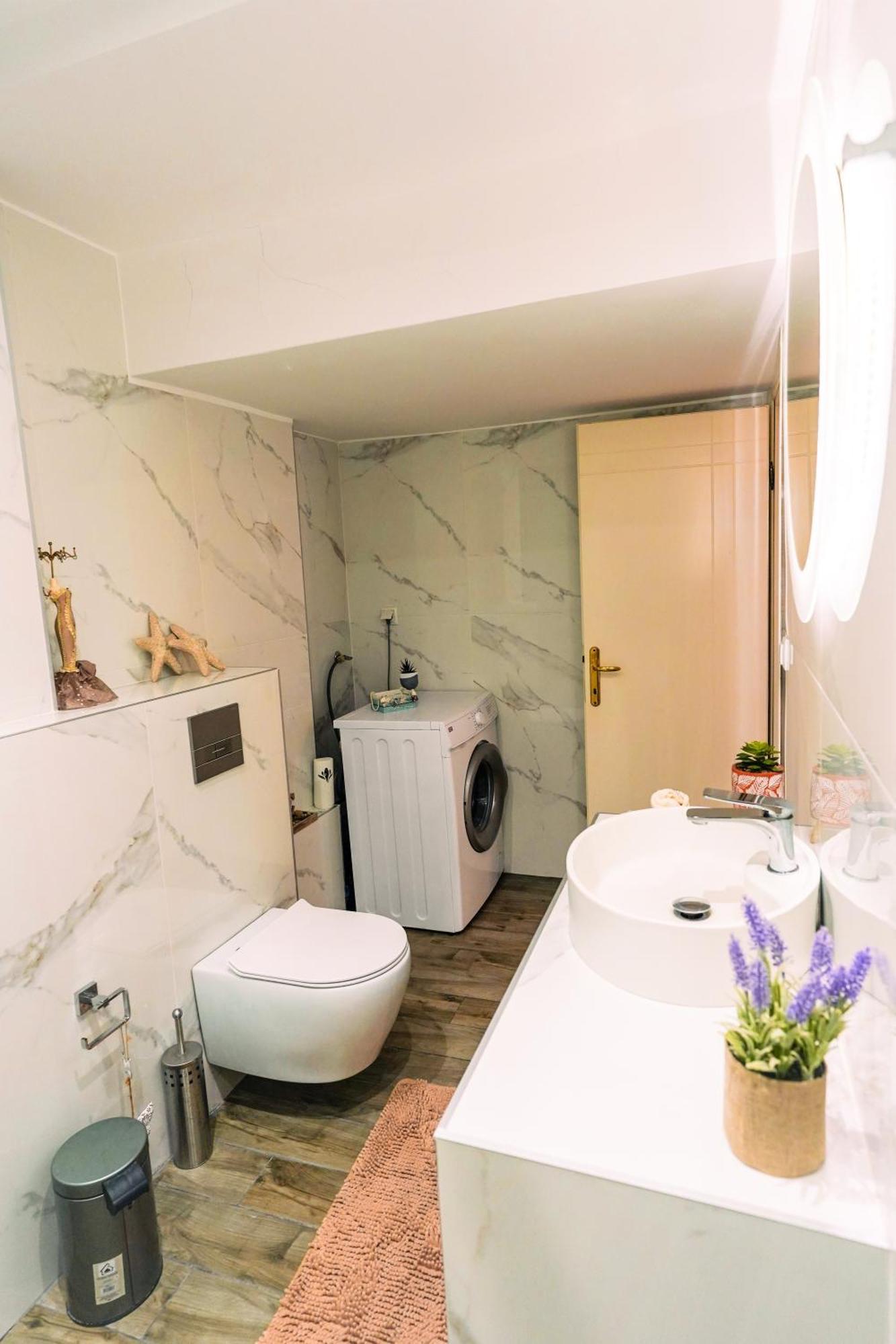 Lovely And Sunny Apartament 300M From Beach!! Peraia  Ngoại thất bức ảnh