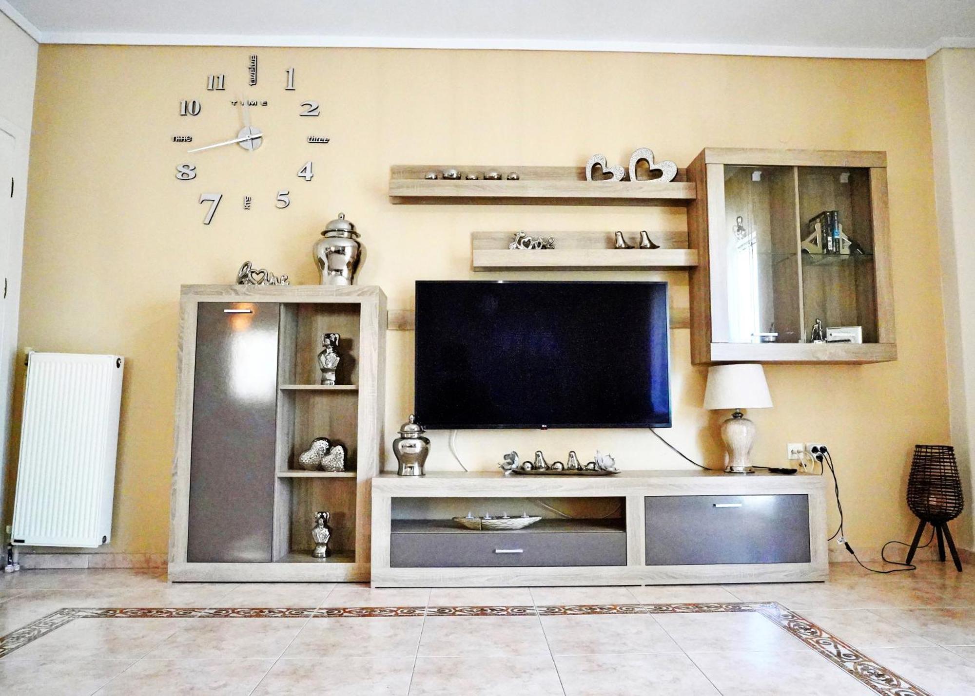 Lovely And Sunny Apartament 300M From Beach!! Peraia  Ngoại thất bức ảnh